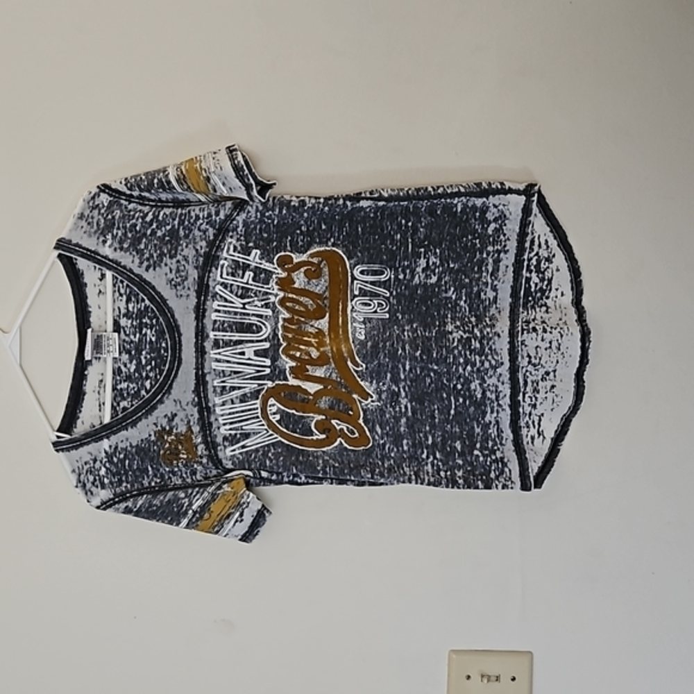 Small‎ Milwaukee Brewers TSHIRT